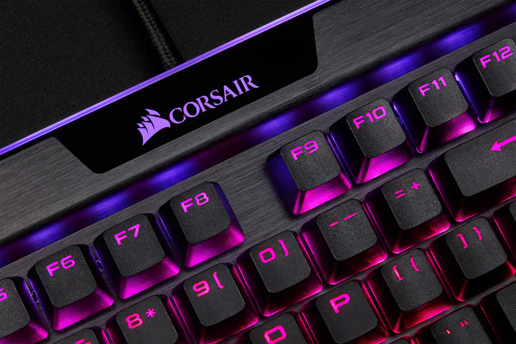 TECLADO CORSAIR K95 RGB PLATINUM XT CHERRY MX SPEED USB 2.0 TYPE-A MECANICO  CH-9127414-NA, TECLADO